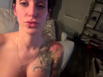 couple New Nudes Cam Girls with bootyqueen04